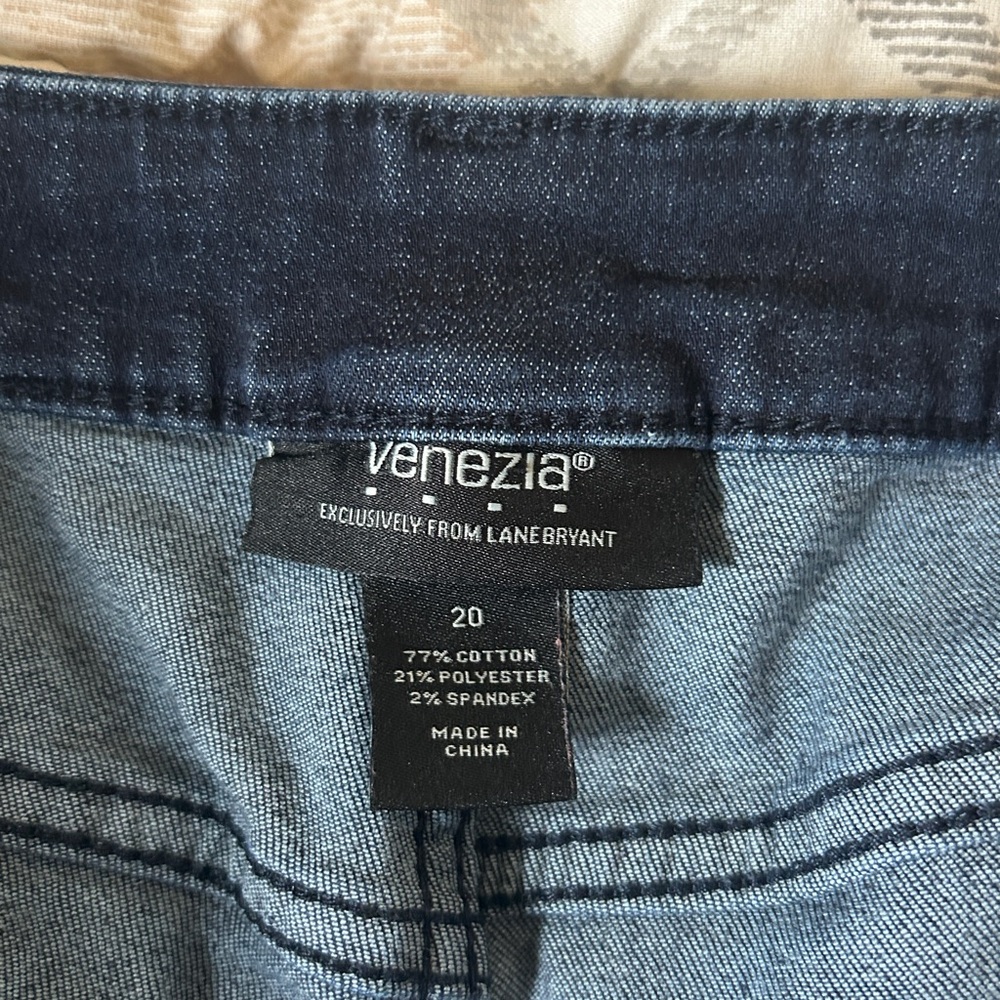 Lane Bryant Navy Blue Denim Shorts - Picture 2 of 5
